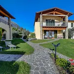 8 Garden Vistalago Apartamento Toscolano Maderno